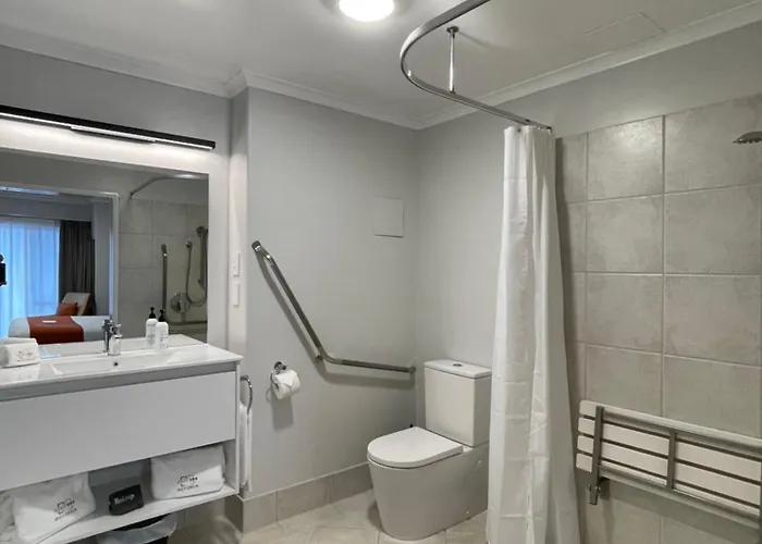 Motel 284 - Refurbished Modern