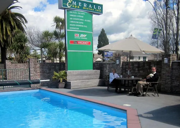 284 - Refurbished Modern Motel 5*